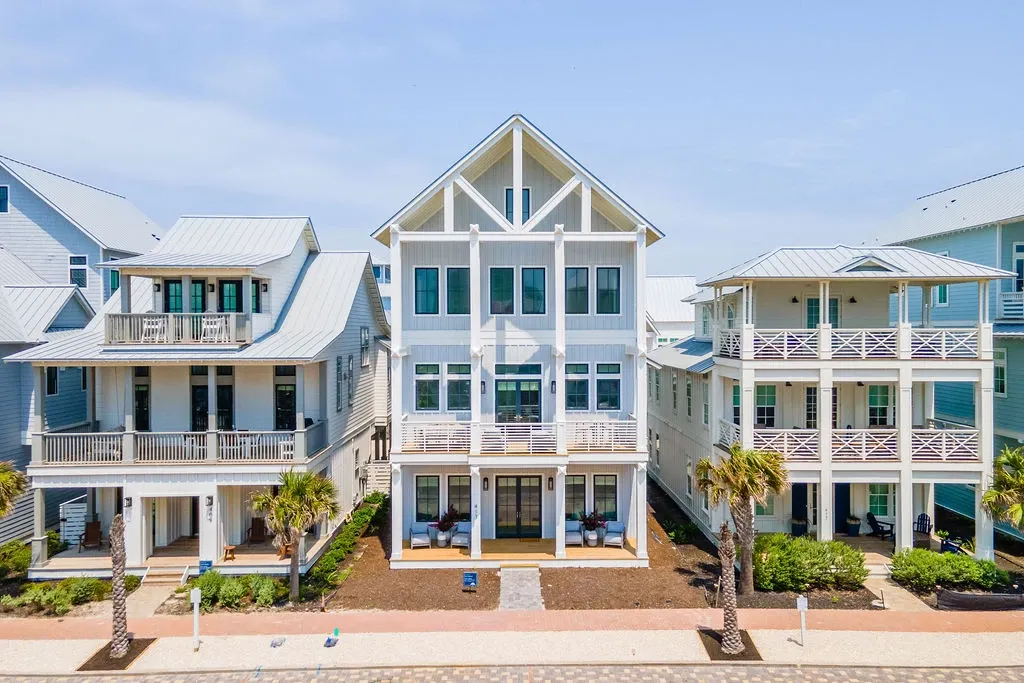 Cinnamon Shore XXIV — 4 Beds · 4 Baths · 3,734 Sq Ft — built by Seven Custom Homes