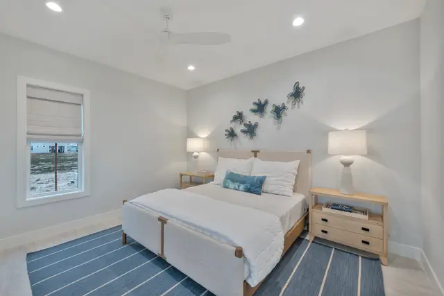 Cinnamon Shore XXIII — photograph 16