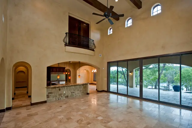 Steiner Ranch Flat Top — photograph 3