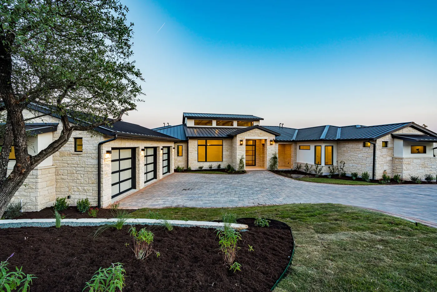 Rough Hollow Spanish Oaks Estate — 5,607 Sq Ft — built by Seven Custom Homes