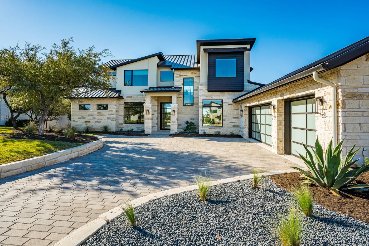 Rough Hollow Bowcross III — 4 Beds · 5 Baths · 4,844 Sq Ft — built by Seven Custom Homes