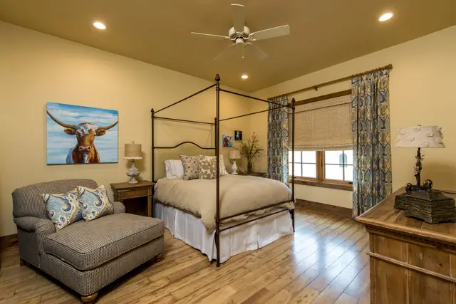 Hill Country Poco Bueno Court Spicewood Us — photograph 19
