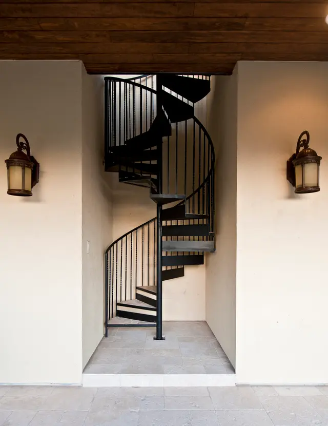 Steiner Ranch Flat Top — photograph 17