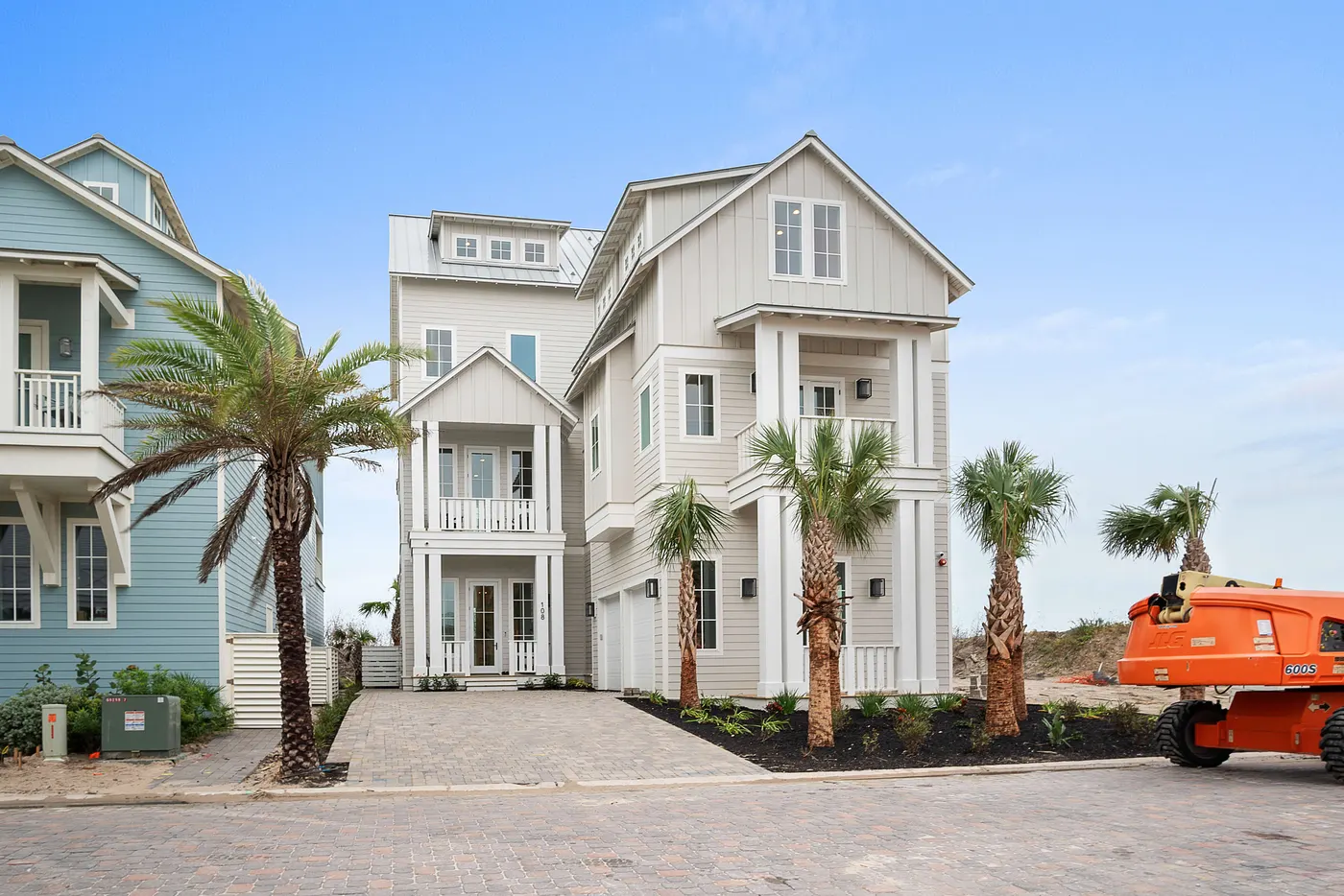Cinnamon Shore II — 8 Beds · 8 Baths · 6,032 Sq Ft — built by Seven Custom Homes